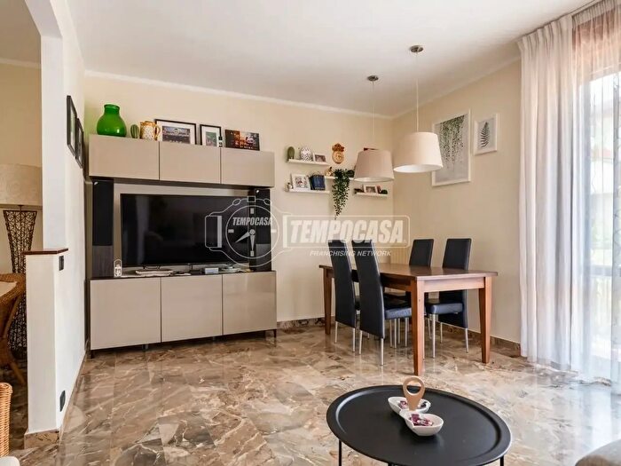 Appartamento trilocale in vendita in Castelnuovo Rangone