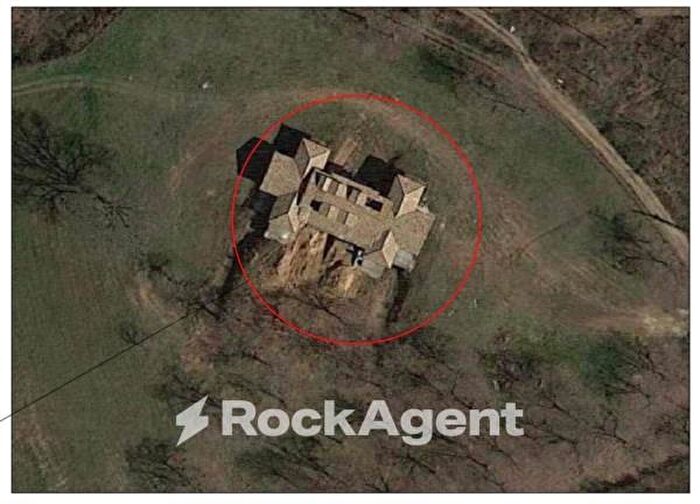 Casa con 6 locali in vendita in Via Olmata Tre Cancelli, Bracciano