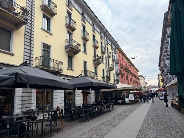 Appartamento bilocale in affitto in Navigli Darsena, Milano