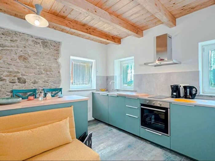 Appartamento bilocale in affitto in Via Montalbano, Montalbano Valdurasca, La Spezia