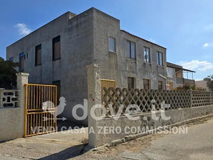 Casa con 6 locali in vendita in Viale Mothia, Misiliscemi