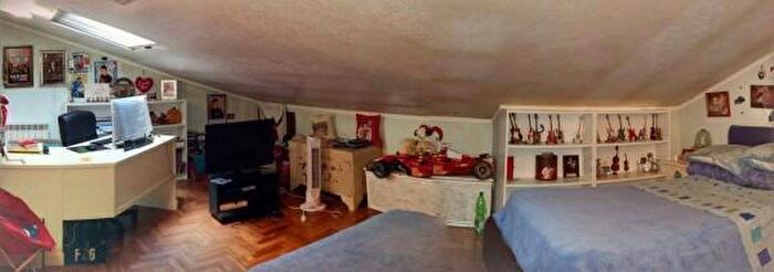 Casa con 6 locali in vendita in Viale di Castel Porziano, Roma