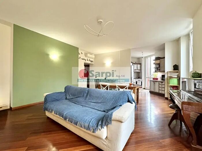 Appartamento trilocale in vendita in Via Antonio Oroboni, Milano