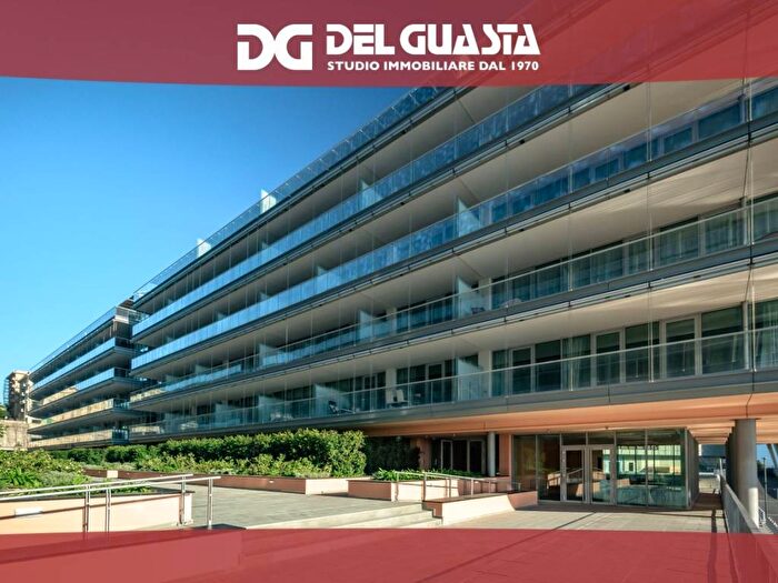 Appartamento quadrilocale in affitto in Piazzale John Fitzgerald Kennedy, Foce, Genova