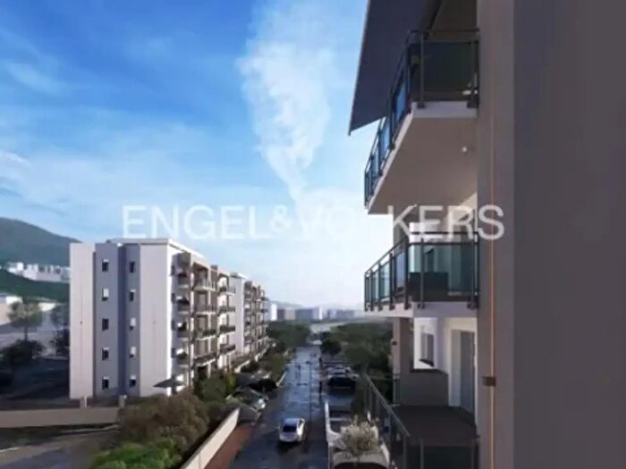 Appartamento trilocale in vendita in Via Amerigo Vespucci, Andora