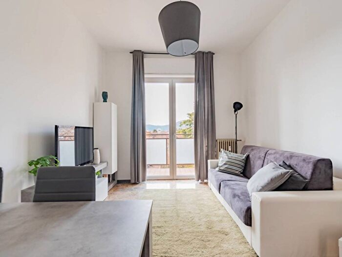 Appartamento trilocale in affitto in Via Guido Zadei, Via Veneto Borgo Trento, Brescia