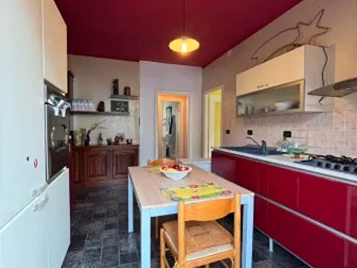 Appartamento trilocale in vendita in Via Achille Grandi, Pinerolo