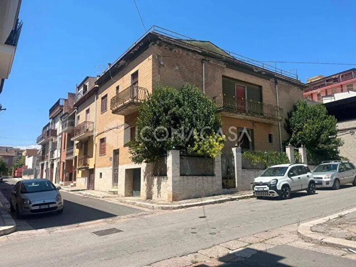 Casa con 5 locali in vendita in Via Torino, Torremaggiore