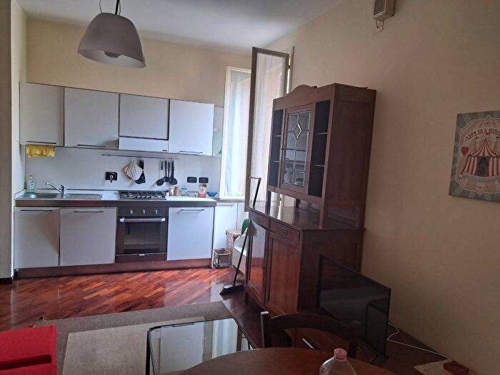 Appartamento bilocale in affitto in Via dellAbbadessa, Centro Storico, Reggio Emilia