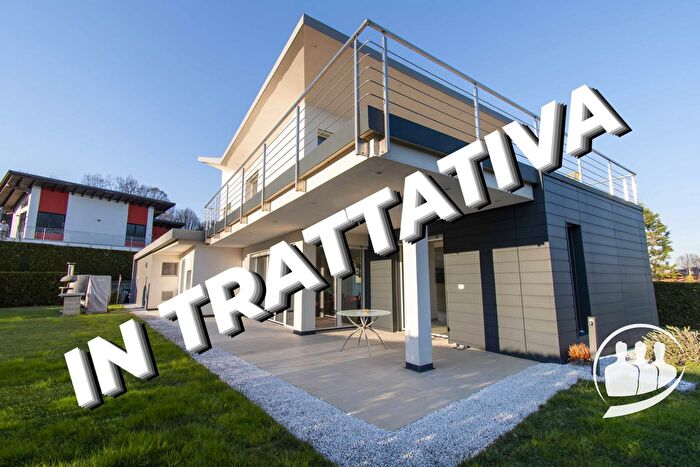 Casa con 5 locali in vendita in Via Val della Torre, La Cassa