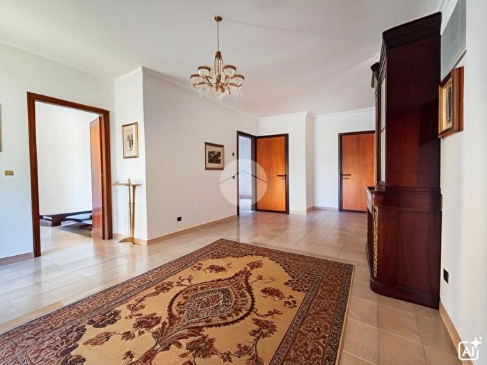 Appartamento con 5 locali in vendita in Via Carlo Pisacane, Sabaudia