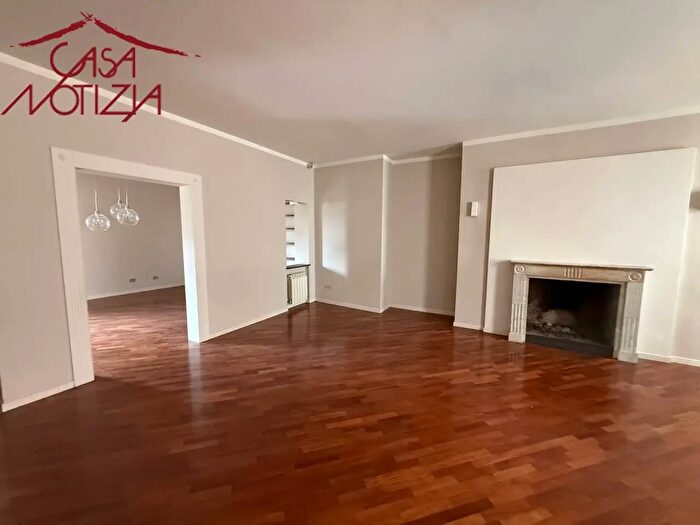 Appartamento quadrilocale in vendita in Via del Moro, Lucca