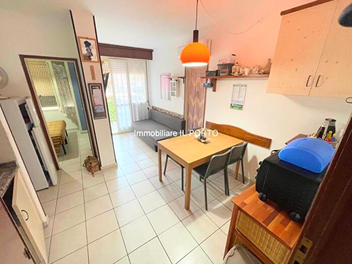 Appartamento trilocale in vendita in Comacchio