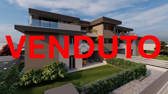 Appartamento bilocale in vendita in Via degli Orti, Arese