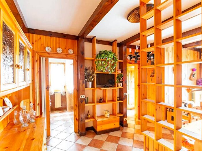 Appartamento trilocale in affitto in Viale dei Tigli, Centro, Roccaraso