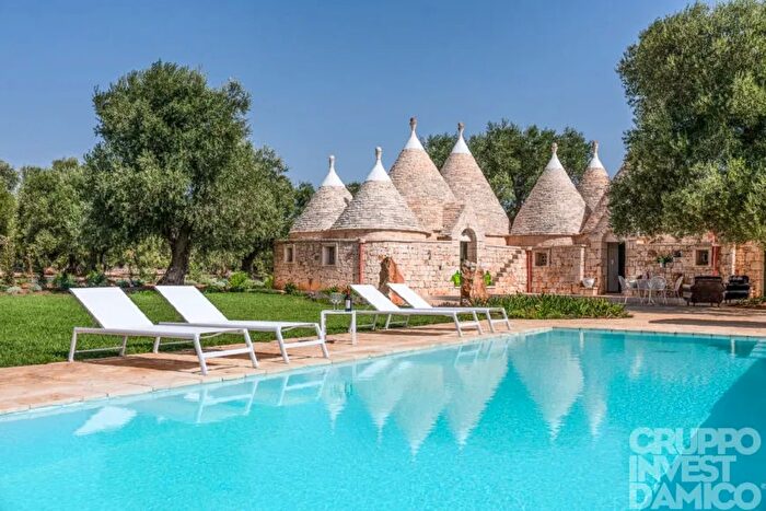 Casa trilocale in vendita in Contrada Albrizio Brindisi Ostuni, Ostuni
