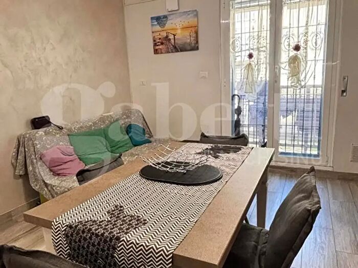 Appartamento bilocale in vendita in Via Narcisi, Rozzano