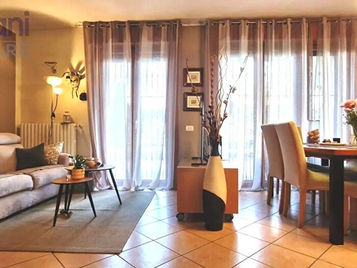 Appartamento quadrilocale in vendita in Via Don Sturzo, Opera