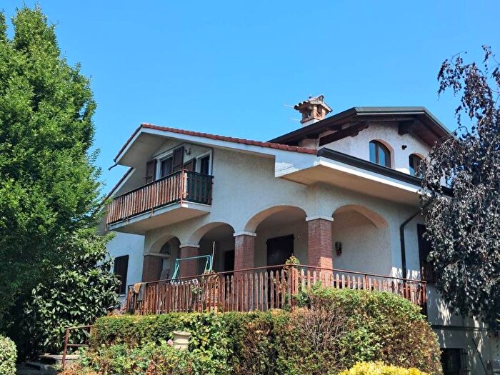 Appartamento trilocale in affitto in Gazzola