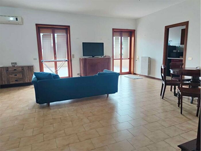 Appartamento trilocale in affitto in via Gaetano martinez, Santa Rosa, Lecce