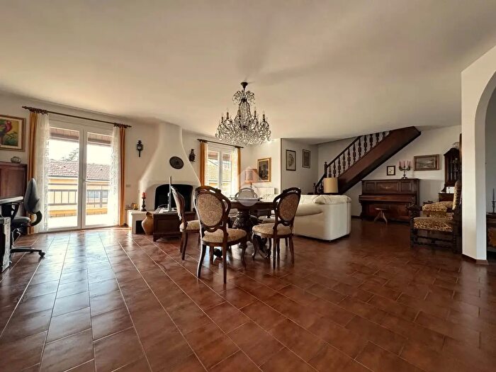 Appartamento quadrilocale in affitto in Via Vincenzo Monti, Forli