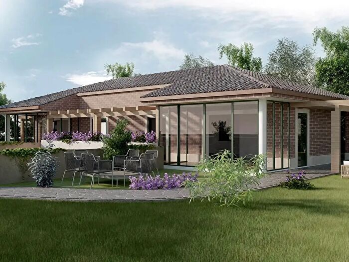 Casa con 7 locali in vendita in Via Ghiaroni, Modena