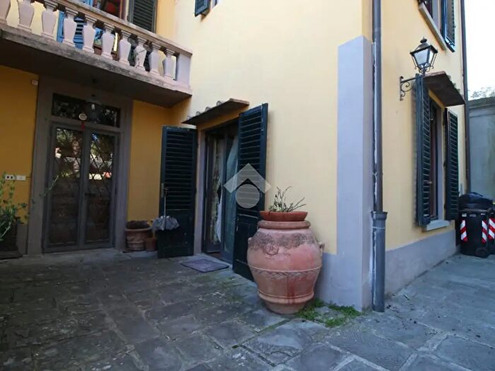 Casa bilocale in affitto in Via Corsica, Fiesole