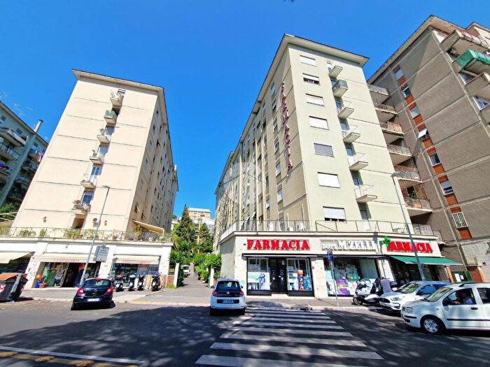 Appartamento quadrilocale in vendita in Via di Valle Melaina, Roma