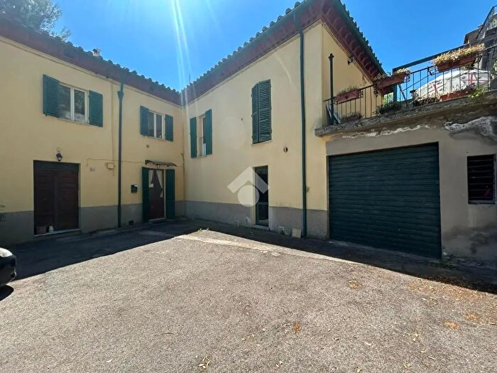 Appartamento bilocale in vendita in Via del Favarone, Perugia