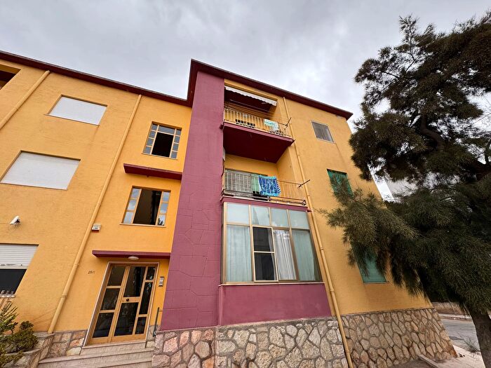 Appartamento trilocale in vendita in Via Ravenna, Erice