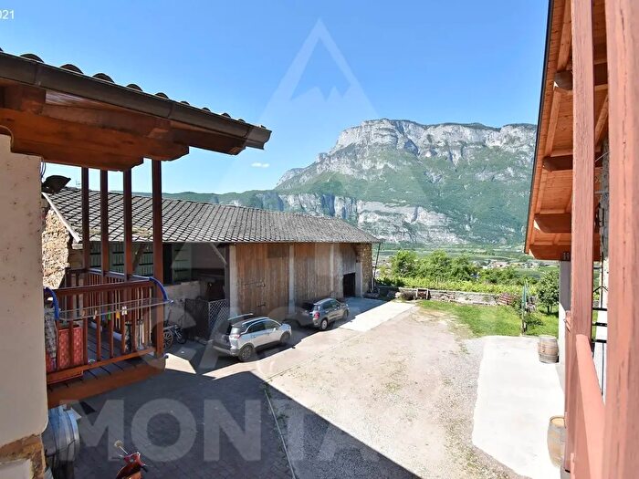 Appartamento trilocale in vendita in Lavis