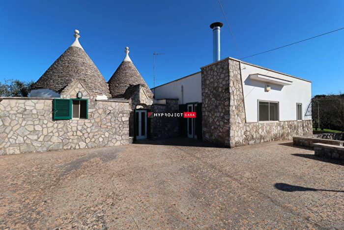 Casa con 5 locali in vendita in Via Villa Castelli, Martina Franca