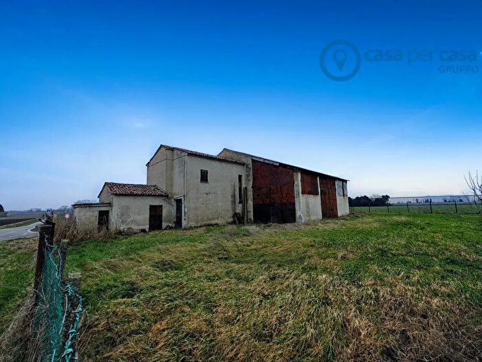 Casa trilocale in vendita in Vescovana