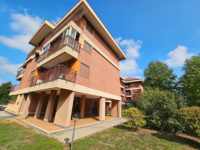Appartamento quadrilocale in vendita in Via Dante Alighieri, Venaria Reale