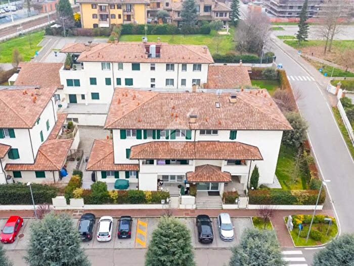 Appartamento quadrilocale in vendita in Via G Cesara Abba, Formigine
