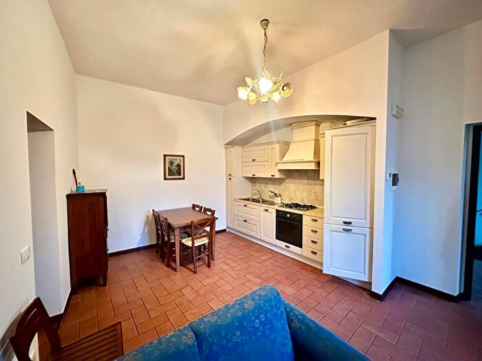 Appartamento trilocale in affitto in Via del Palazzo dei Diavoli, Isolotto Talenti, Firenze