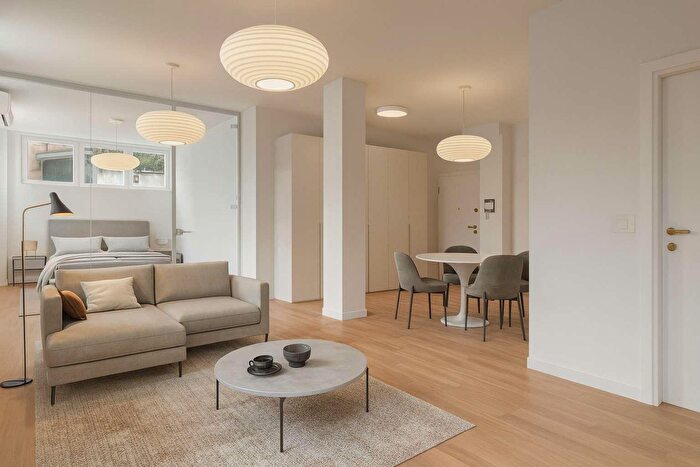 Appartamento bilocale in vendita in Via dei Benedettini, Milano