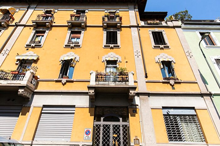 Appartamento monolocale in vendita in Via Pasteur, Milano