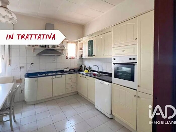 Casa con 12 locali in vendita in Via Parteli, Rovereto