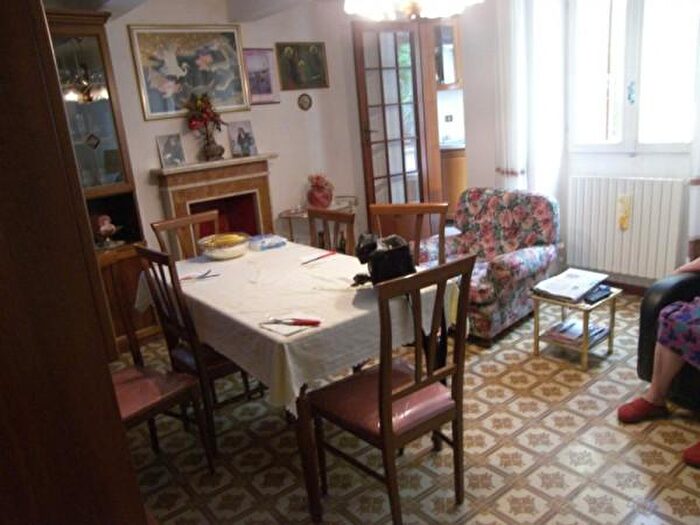 Appartamento con 6 locali in vendita in Via Montegrappa, Jesi