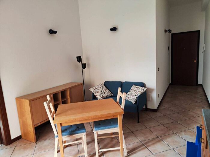 Appartamento bilocale in affitto in Via Sarzana, Ospedale Volturno, Parma