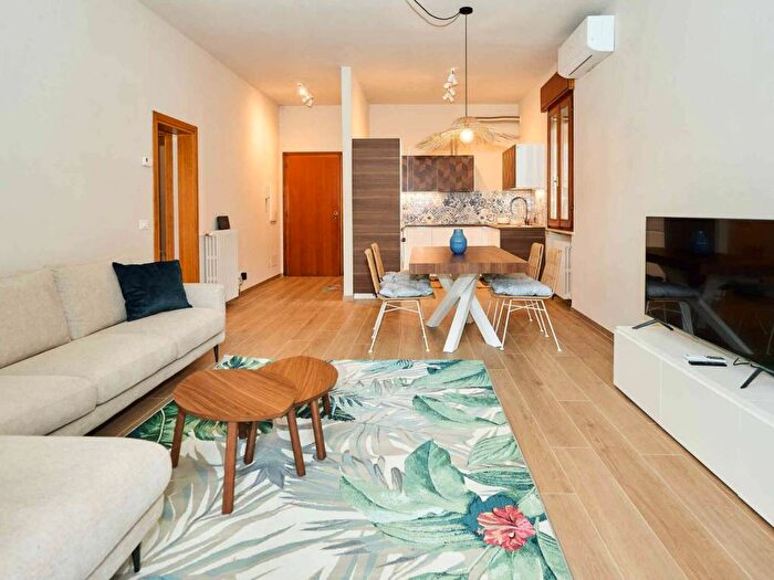 Appartamento trilocale in affitto in Via Andrea Mantegna, Mare, Cervia