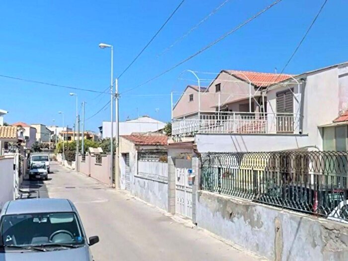 Appartamento bilocale in affitto in Via Santa Croce Camerina, Scala Greca Neapolis, Siracusa