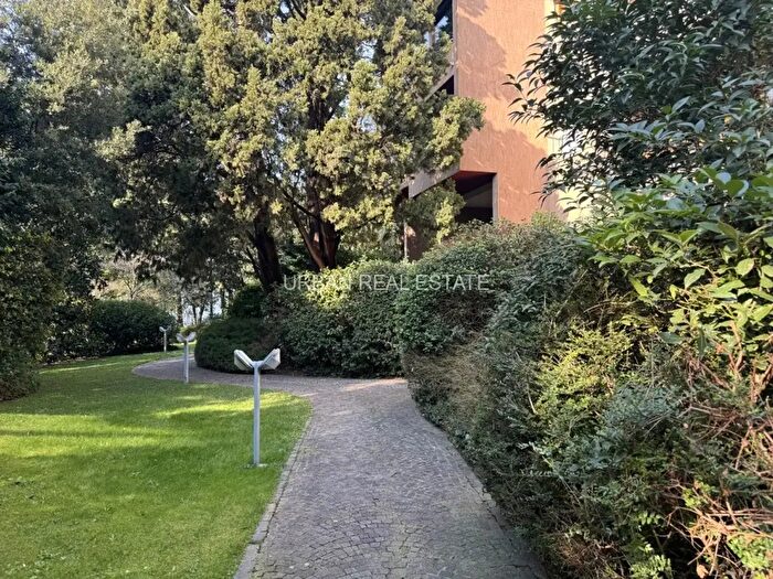 Appartamento bilocale in affitto in Via dell'Eremo, Trieste