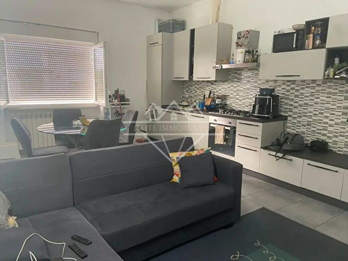 Appartamento quadrilocale in vendita in Carrara