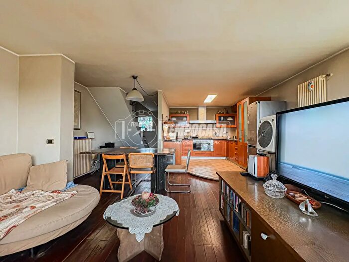 Casa quadrilocale in vendita in Viale Litorale Marina d, Cesenatico