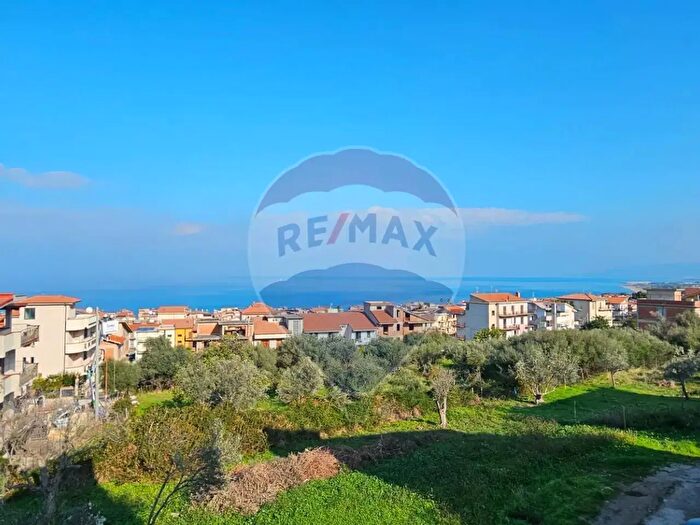 Casa trilocale in vendita in Via Gaggini, Acquedolci