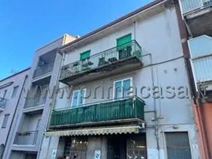 Appartamento quadrilocale in vendita in Piazza Risorgimento, Verona