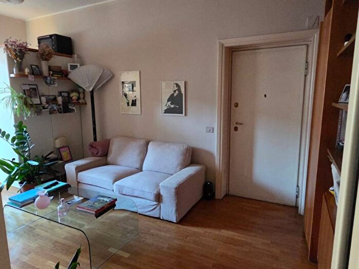 Appartamento bilocale in affitto in Via Antonio Cecchi, Washington, Milano
