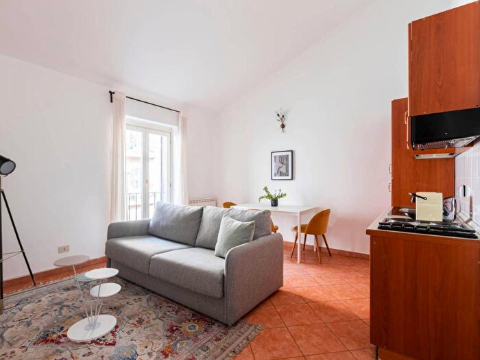 Appartamento bilocale in affitto in Via delle Fornaci, Gregorio VII Piccolomini, Roma